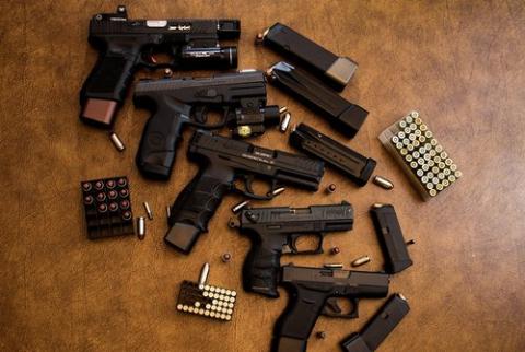 Image of guns