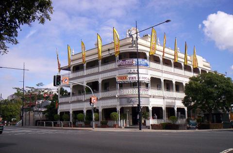 Regatta Hotel