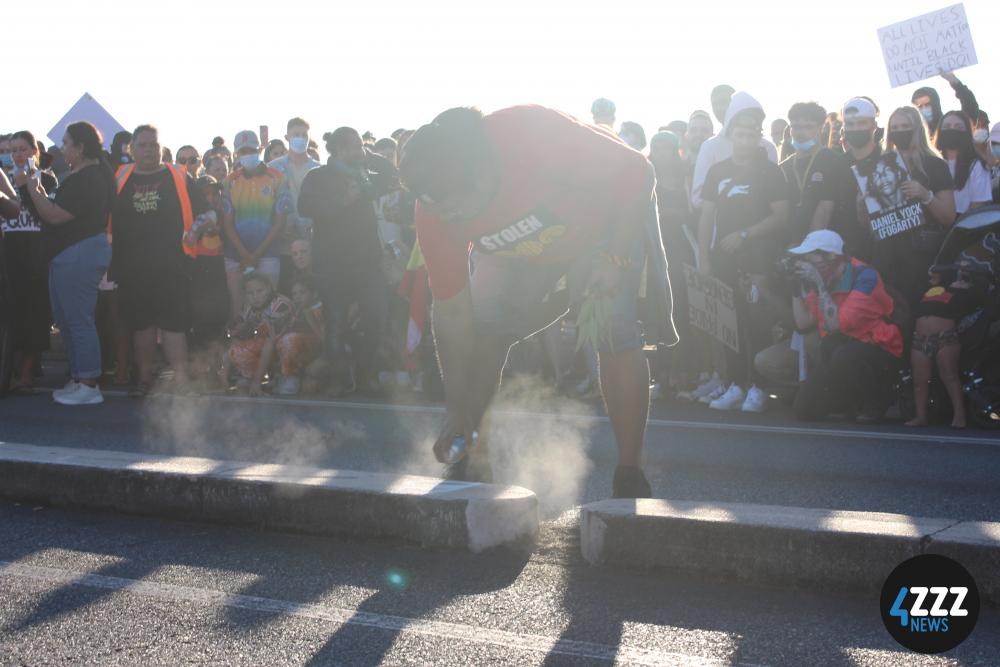 BLM Rally - Marking the Bridge [4ZZZ/Lillian Rangiah]